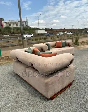 Photo - Sofa and Table