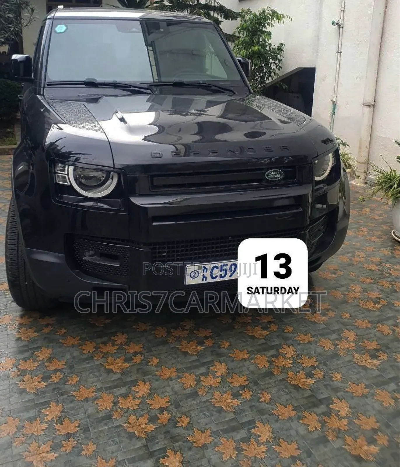 Land Rover Defender SE 2024 Black
