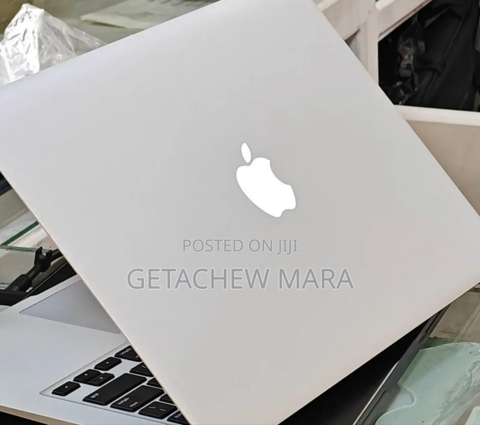 New Laptop Apple MacBook Pro 2017 8GB Intel Core I7 SSD 512GB