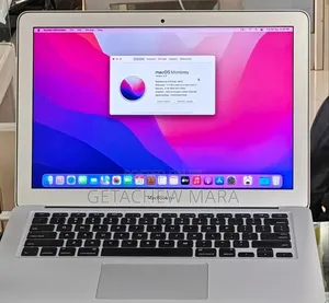 New Laptop Apple MacBook Pro 2017 8GB Intel Core I7 SSD 512GB