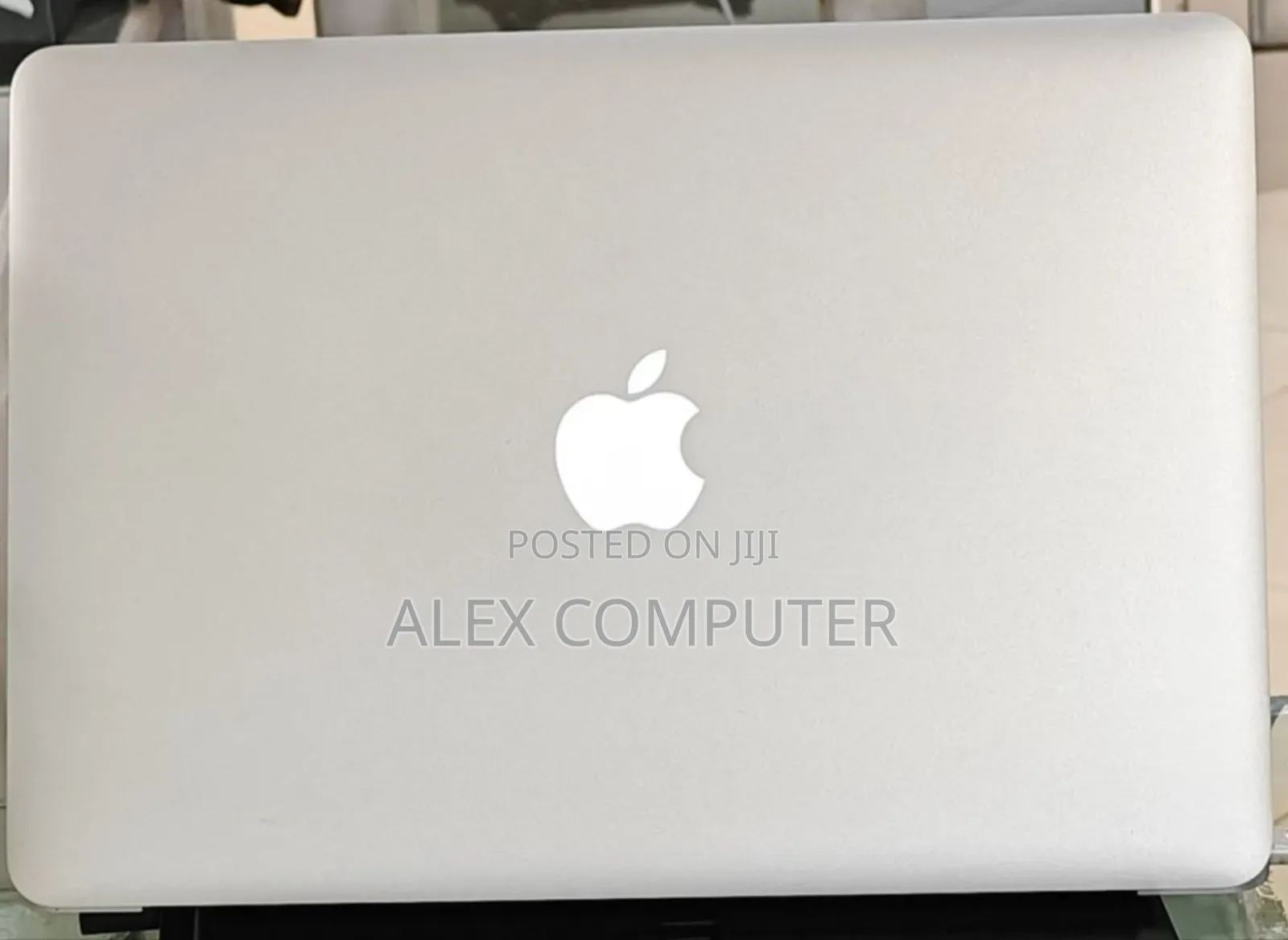 New Laptop Apple MacBook Air 2017 8GB Intel Core I7 SSD 512GB