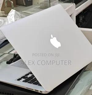 New Laptop Apple MacBook Air 2017 8GB Intel Core I7 SSD 512GB