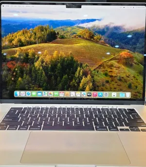 New Laptop Apple MacBook Air 2022 M2 16GB Apple M2 SSD 256GB