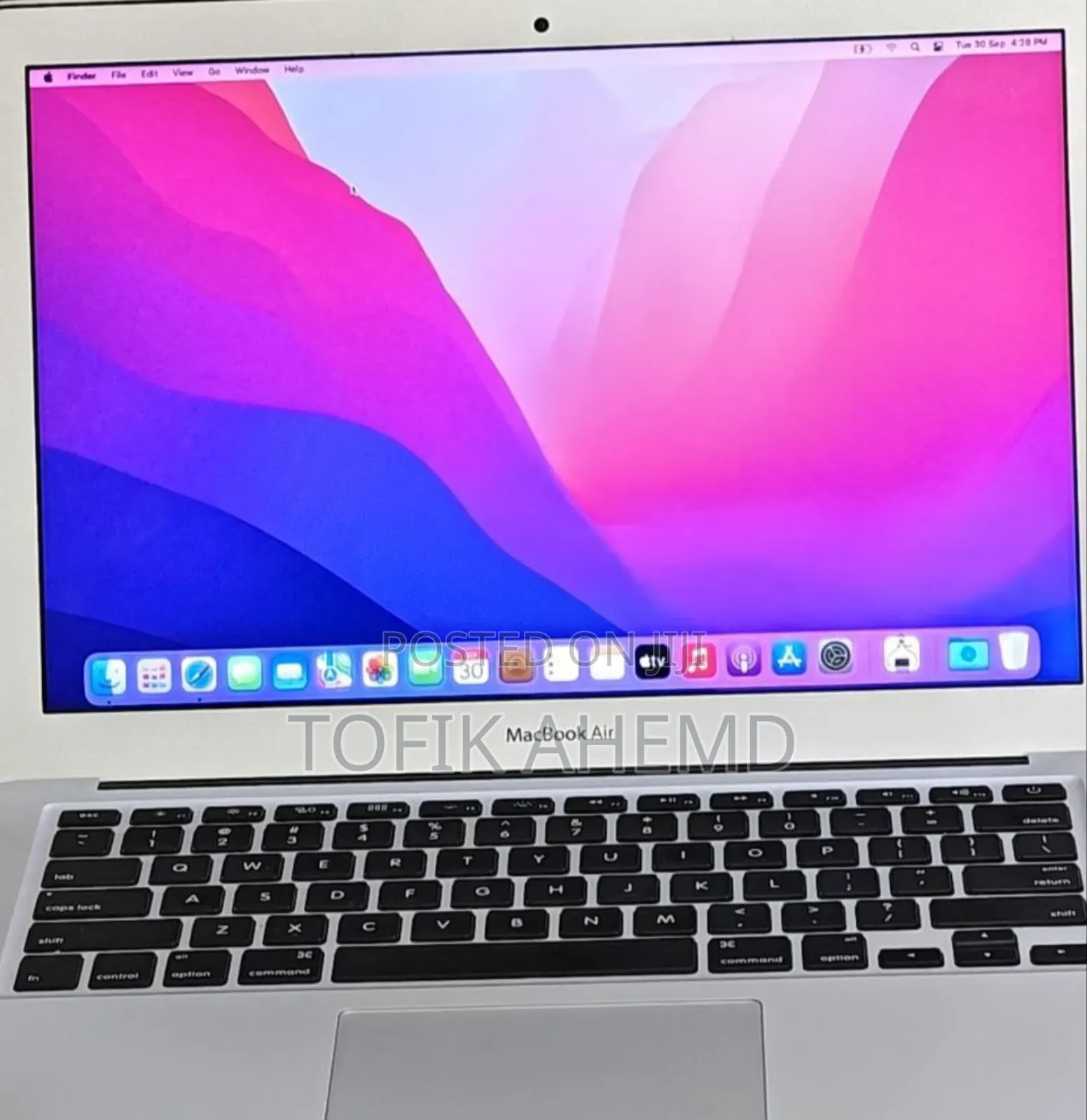 New Laptop Apple MacBook Pro 2017 8GB Intel Core I7 SSD 512GB