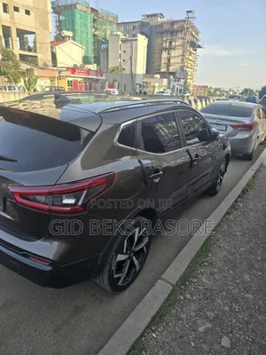 Nissan Qashqai 2018 Brown