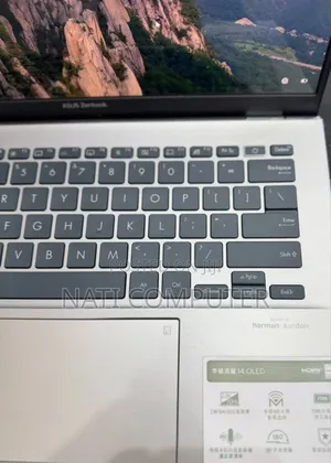 New Laptop Asus ZenBook 13 UX331UN 16GB Intel Core I7 SSD 512GB