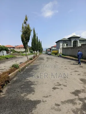 Furnished 8bdrm Townhouse/Terrace in ጣፎ, Yeka for sale