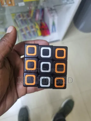 Qiyi Void Cube 3x3, a Variation of the Classic Rubik's Cube