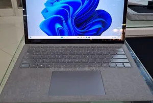 New Laptop Microsoft Surface Laptop 4 16GB Intel Core i7 SSD 512GB