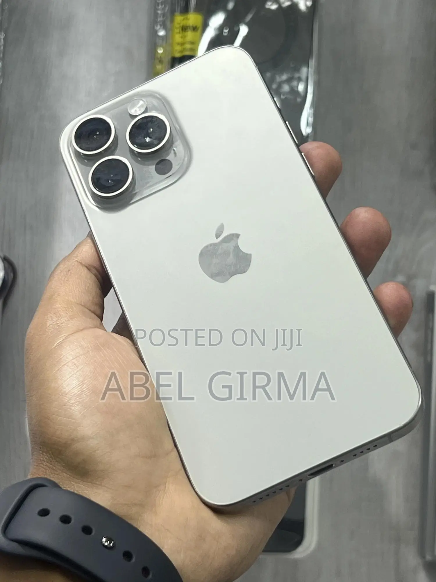 Apple iPhone 16 Pro Max 256 GB Silver