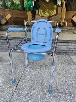 Toilet Chair奔走commode Chair奢華toilet Chair煞氣toilet Chair Medical New