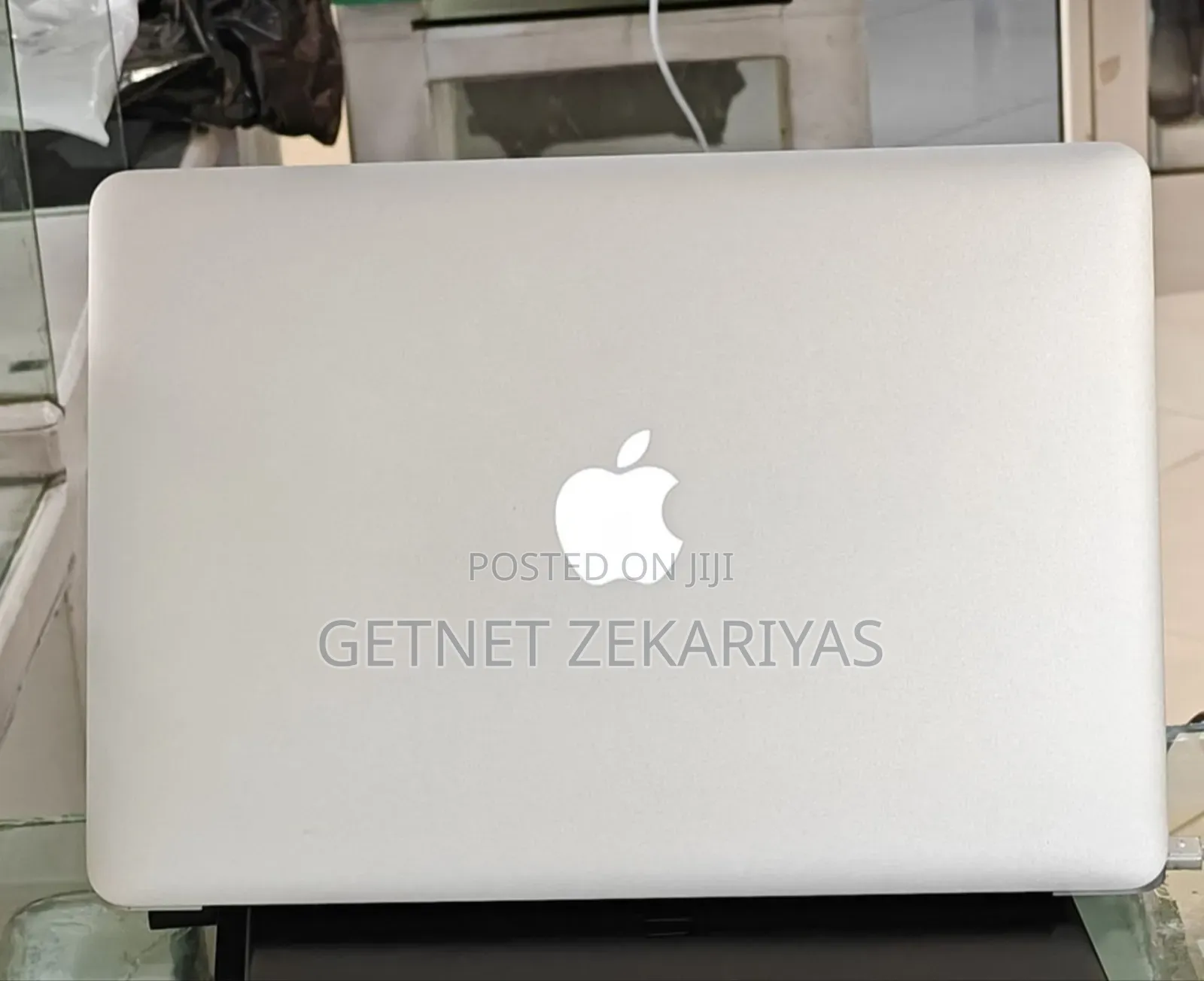 New Laptop Apple MacBook Air 2017 8GB Intel Core I7 SSD 512GB