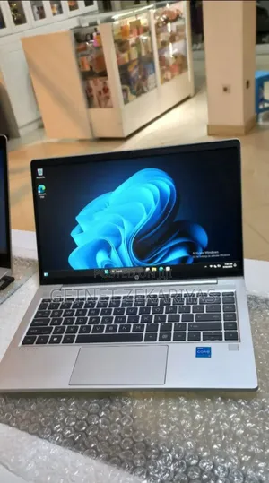 Photo - New Laptop HP ProBook 440 G8 16GB Intel Core I5 SSD 512GB