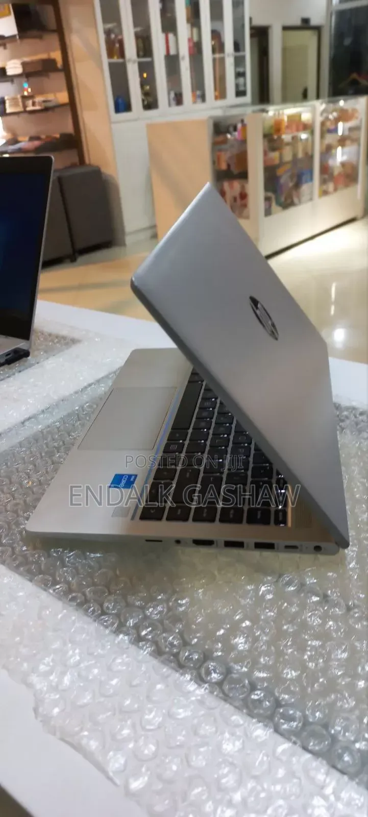 New Laptop HP ProBook 440 16GB Intel Core I5 SSD 512GB