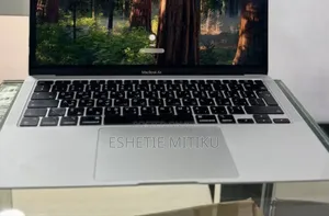 Photo - New Laptop Apple MacBook Air 2020 M1 8GB SSD 256GB