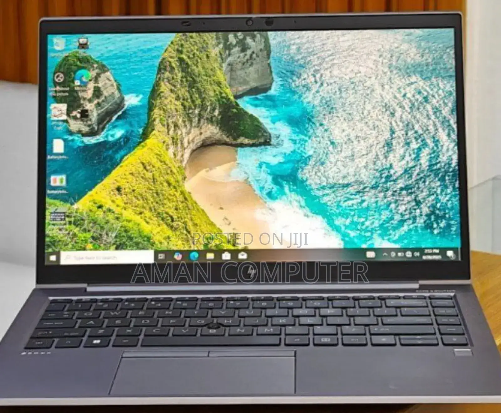 New Laptop HP ZBook Firefly G8 16GB Intel Core I7 SSD 256GB