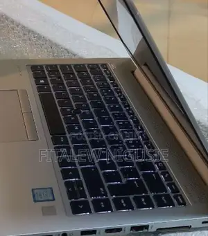 New Laptop HP EliteBook 840 G5 8GB Intel Core I5 SSD 256GB