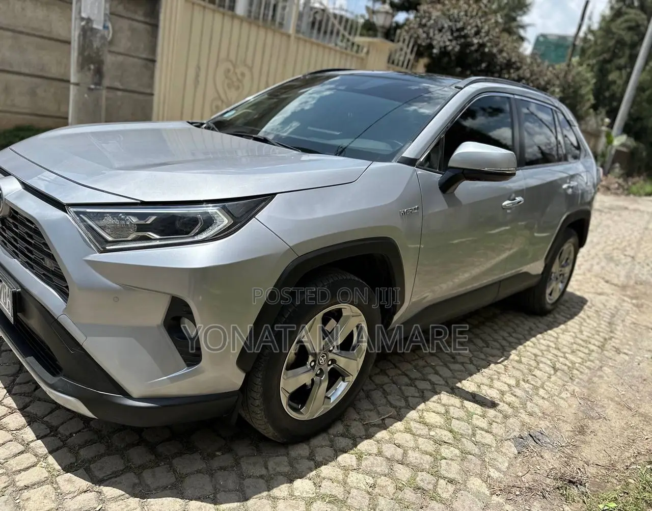 Toyota RAV4 2020 Silver