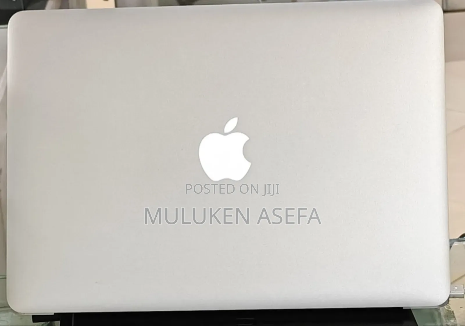 New Laptop Apple MacBook Pro 2017 8GB Intel Core I7 SSD 512GB