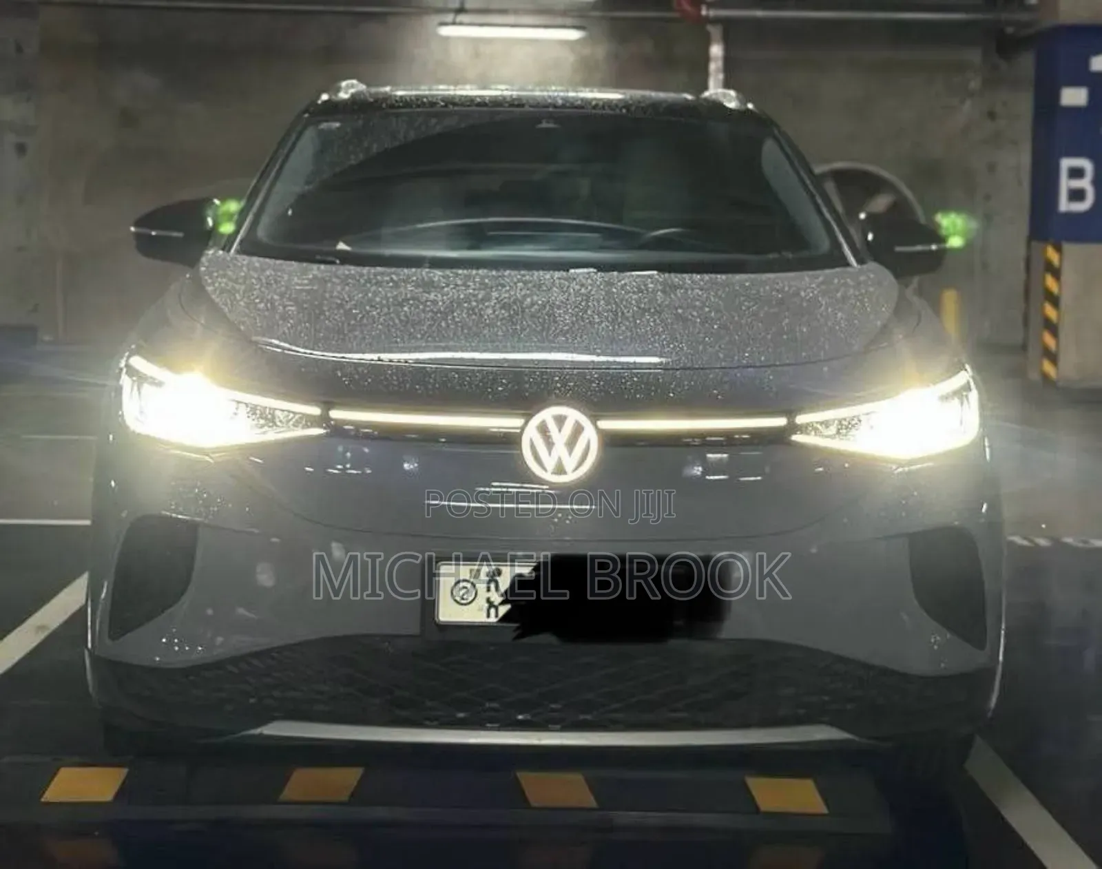 Volkswagen ID.4 2022 Gray