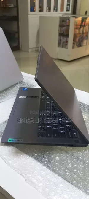 New Laptop Lenovo Ideapad 3 8GB Intel Core I5 SSD 512GB