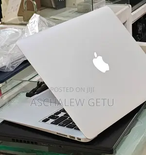 New Laptop Apple MacBook Air 2017 8GB Intel Core I7 SSD 512GB
