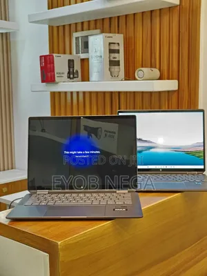 Photo - New Laptop HP Spectre 32GB Intel Core I7 SSD 1T