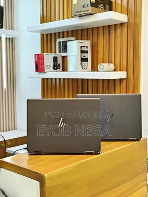 New Laptop HP Spectre 32GB Intel Core I7 SSD 1T