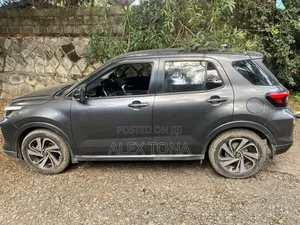 Toyota Raize 2022 Gray