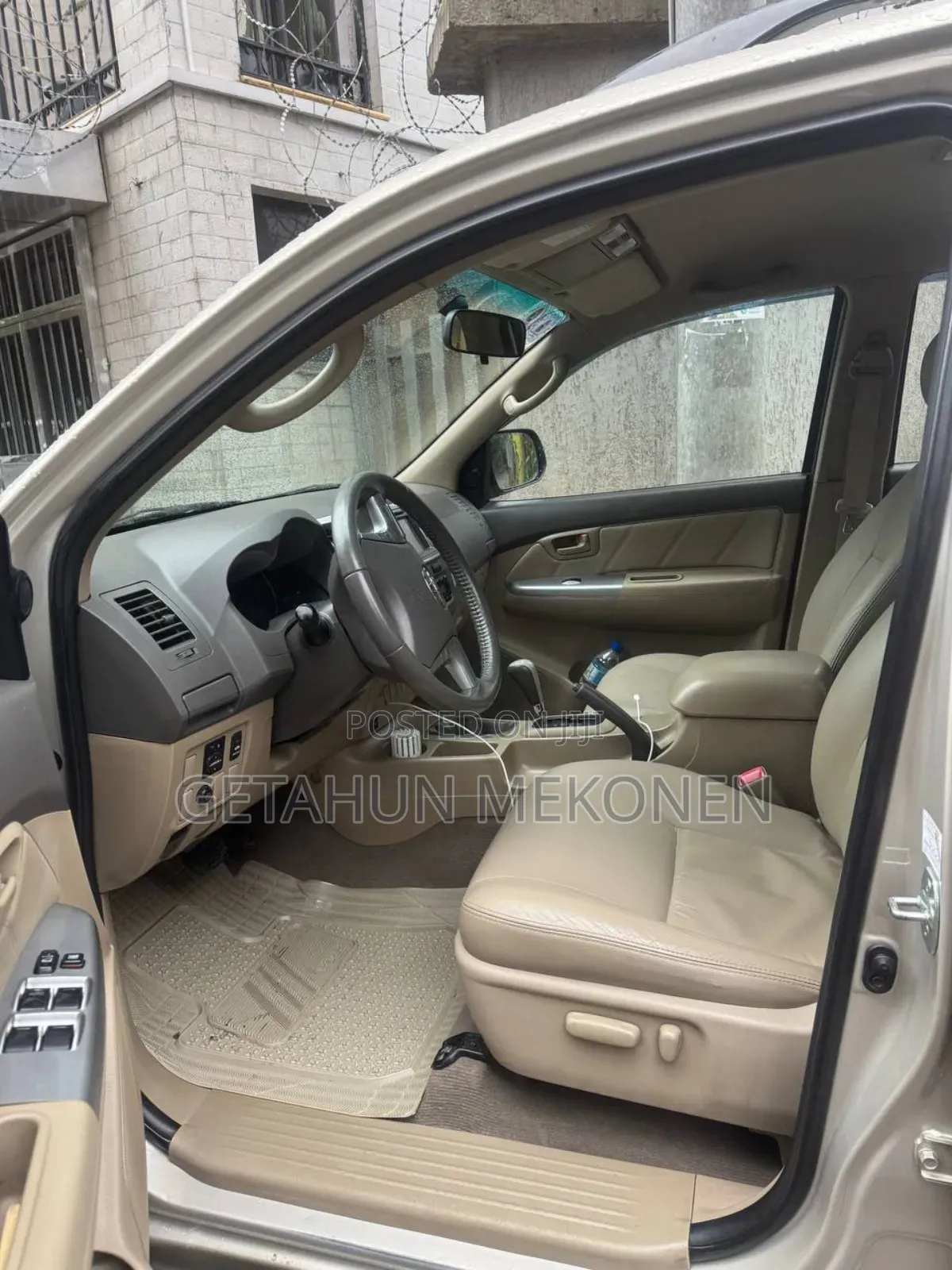 Toyota Hilux 2014 Gray