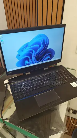 Photo - New Laptop HP Omen X 17t 16GB Intel Core I7 SSD 512GB