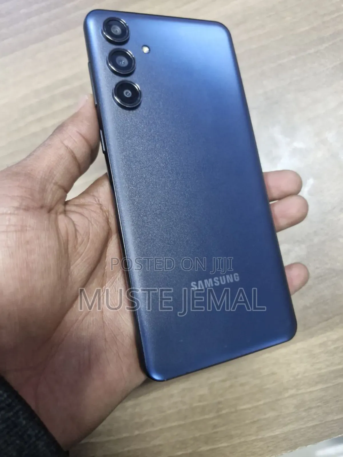 Samsung Galaxy F55 256 GB Black