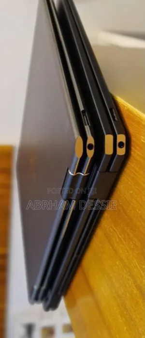 New Laptop HP Spectre X360 32GB Intel Core I7 SSD 2T