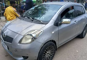 Toyota Yaris 2007 Silver