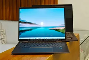 New Laptop HP Spectre 32GB Intel Core i7 SSD 2T