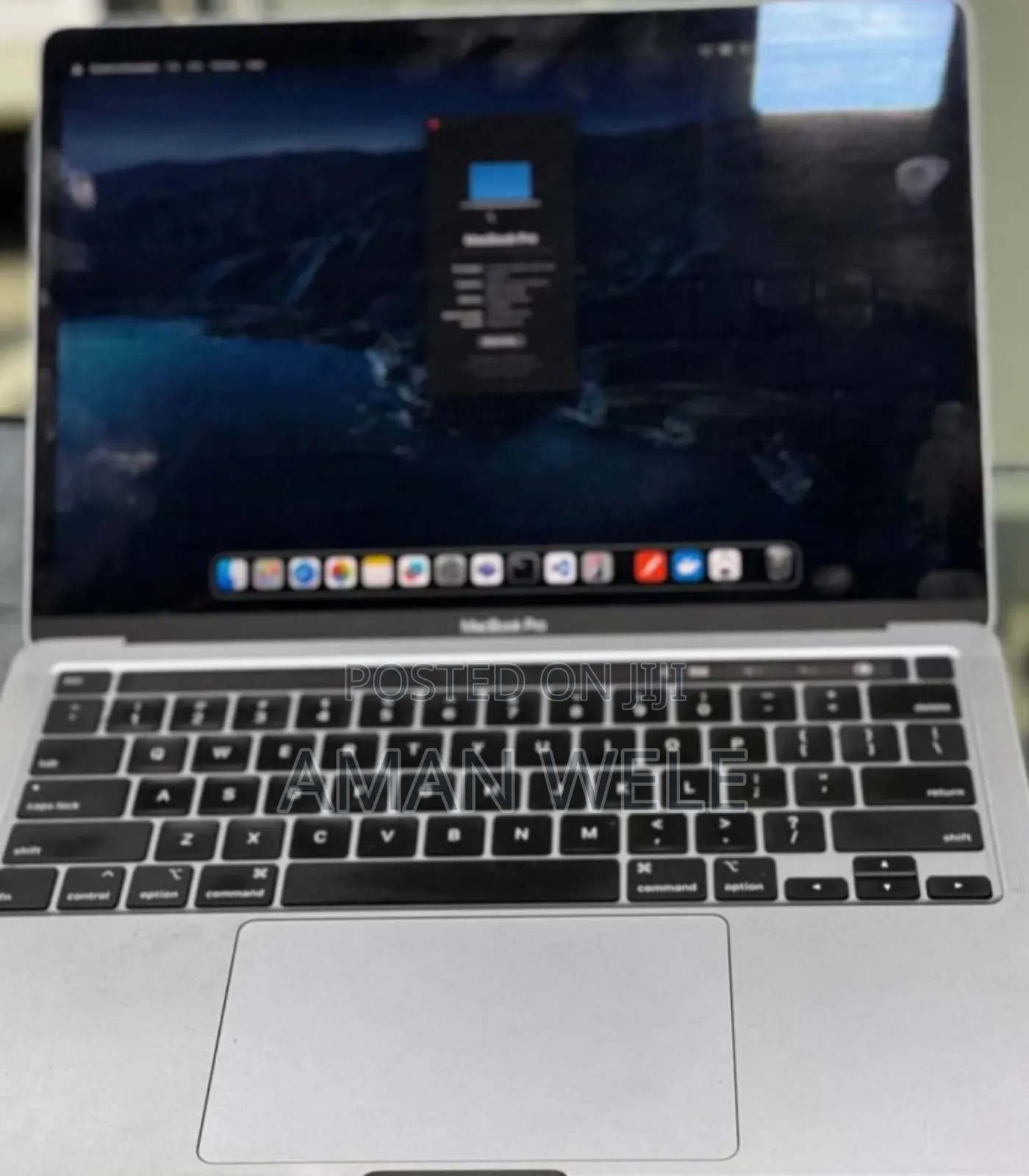 New Laptop Apple MacBook 2020 8GB Intel Core I5 SSD 256GB