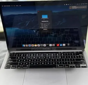 New Laptop Apple MacBook 2020 8GB Intel Core I5 SSD 256GB