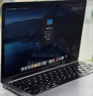 New Laptop Apple MacBook 2020 8GB Intel Core I5 SSD 256GB