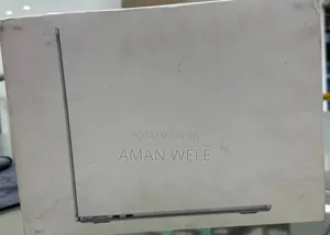 New Laptop Apple MacBook Pro 2024 M4 14-Inch 16GB Apple M4 SSD 256GB