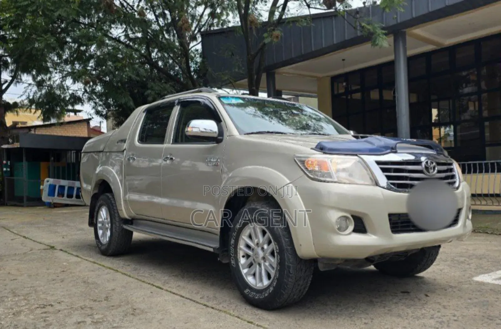 Toyota Hilux 2014 Gray