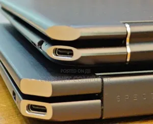 New Laptop HP Spectre X360 32GB Intel Core I7 SSD 2T