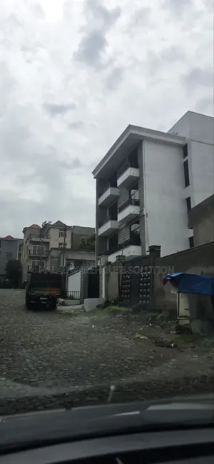 Furnished 6bdrm House in Nifas Silk, Akaky Kaliti for sale