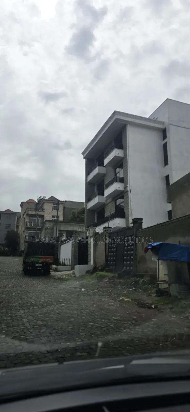 Furnished 6bdrm House in Nifas Silk, Akaky Kaliti for sale