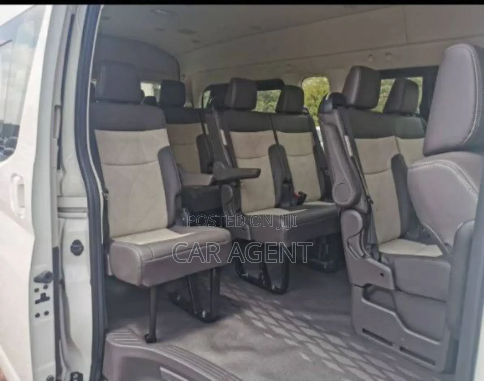 Toyota HiAce 2020 White