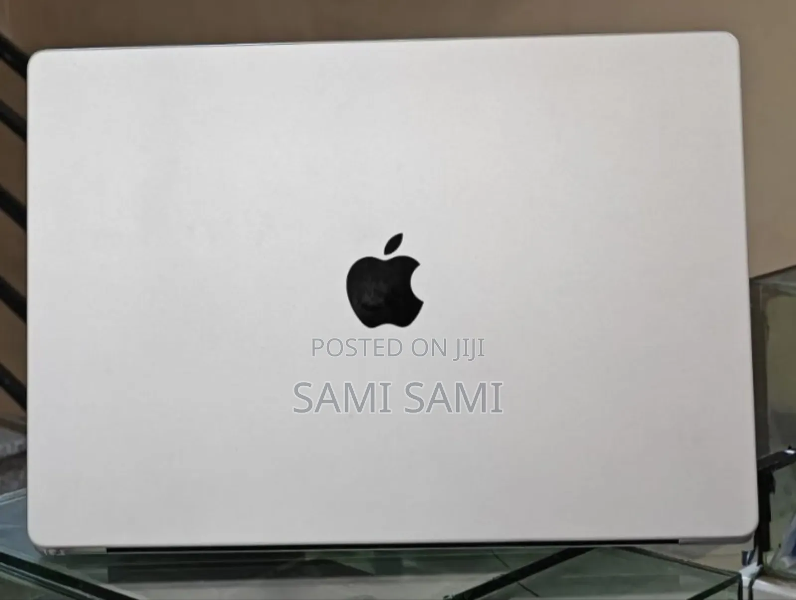 New Laptop Apple MacBook Pro M1 16GB Apple M1 Pro SSD 1T