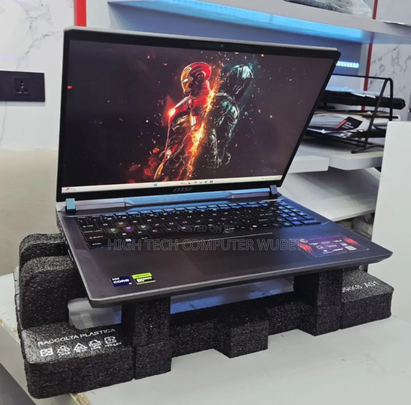 New Laptop MSI Vector 16 HX AI A2XWIG 16GB Intel Core I9 SSD 512GB