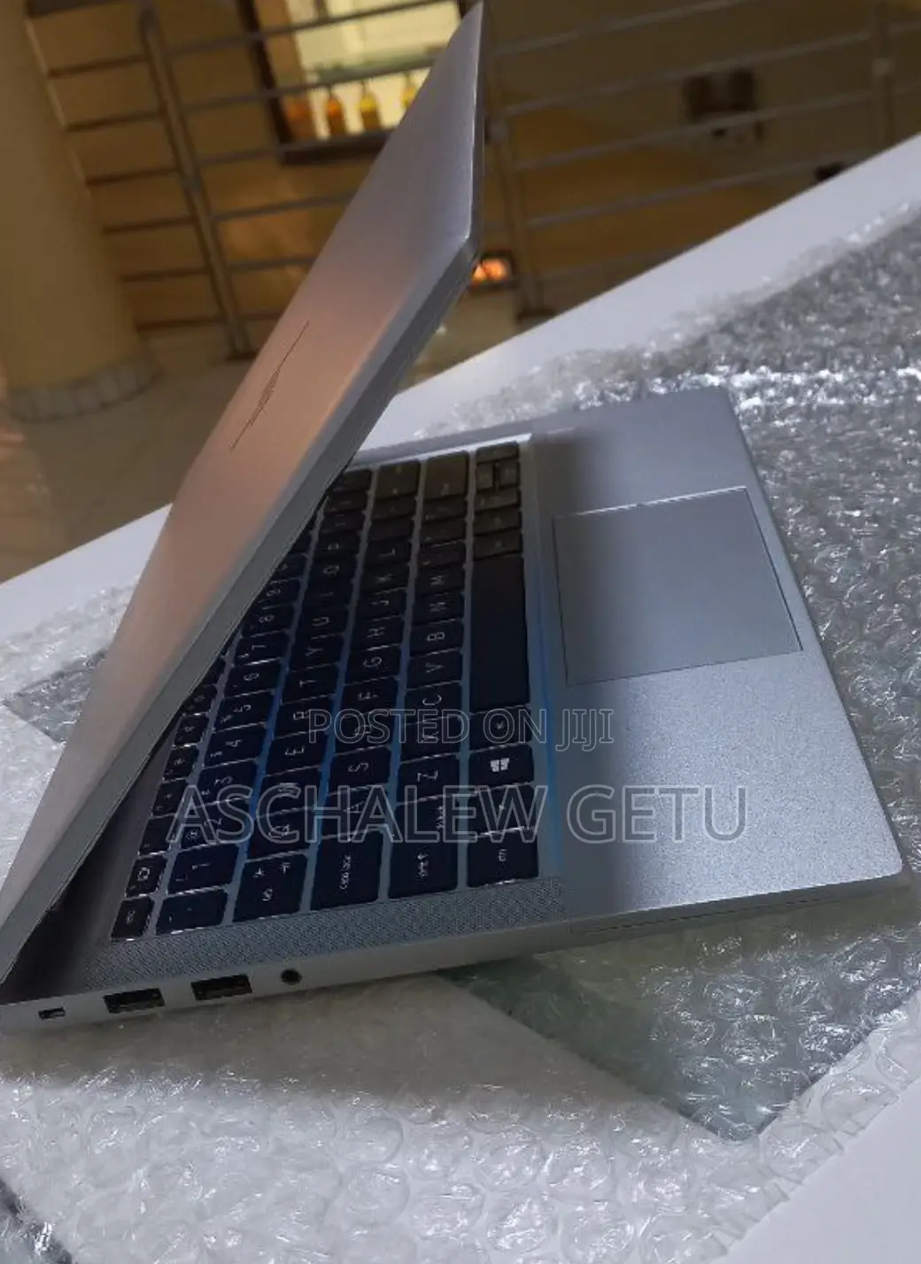 New Laptop HP EliteBook 830 G7 8GB Intel Core I5 SSD 512GB