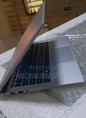 New Laptop HP EliteBook 830 G7 8GB Intel Core I5 SSD 512GB