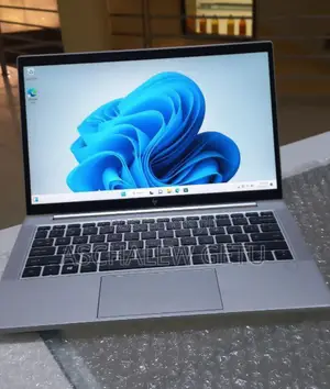 New Laptop HP EliteBook 830 G7 8GB Intel Core I5 SSD 512GB