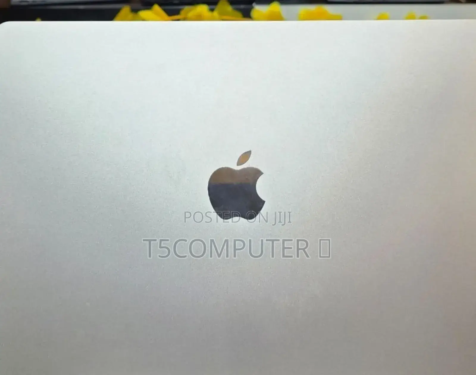 New Laptop Apple MacBook Air 2022 M2 16GB Apple M2 SSD 256GB